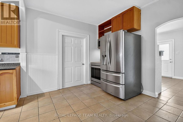 28893264/2822-richmond-road/fairfield-heights/ottawa/ontario/K2B6S5_14