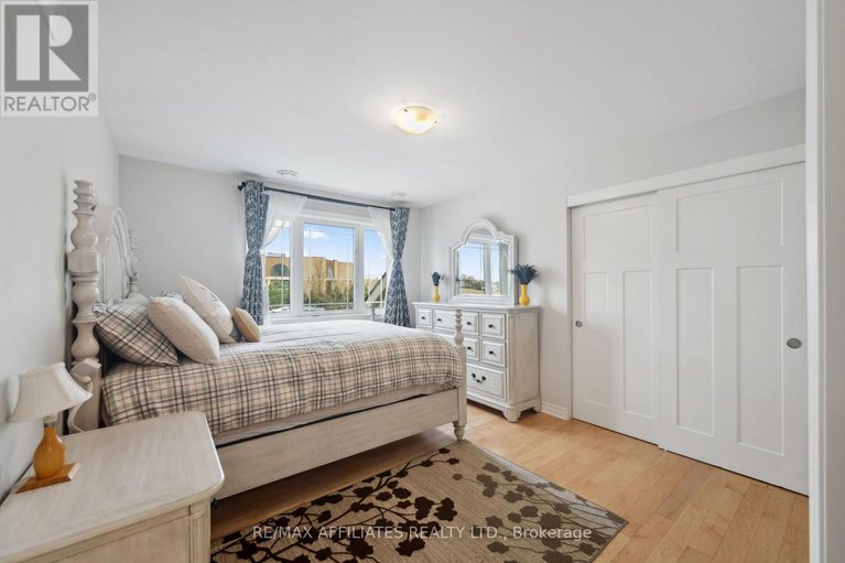 28295527/4-365-tribeca-private/longfields/ottawa/ontario/K2J6B4_30
