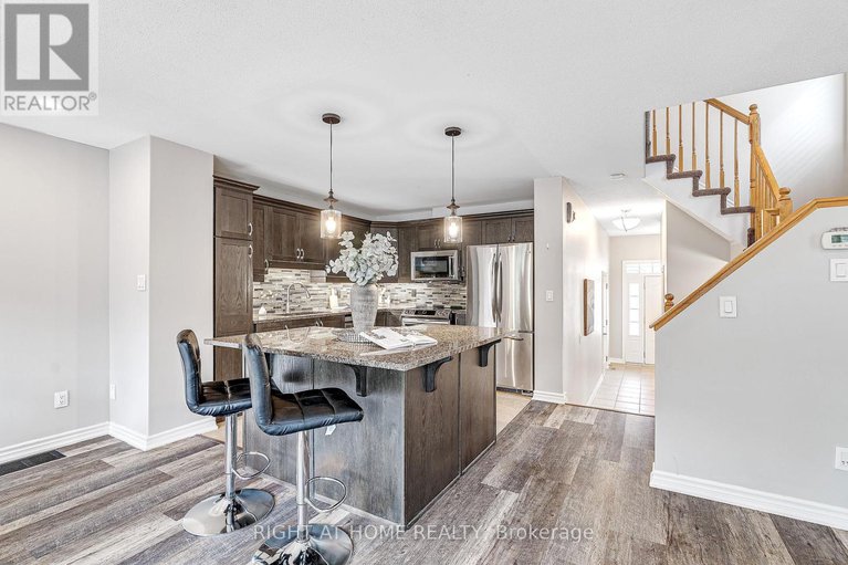 28630070/317-glenbrae-avenue/morgans-grantsouth-march/ottawa/ontario/K2W0B9_8