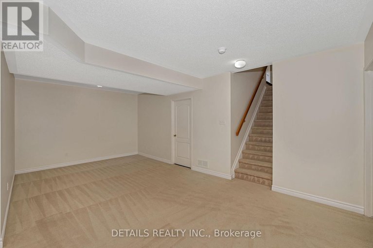 29120443/6121-bristlecone-way/orleans-village/ottawa/ontario/K1W1H8_29