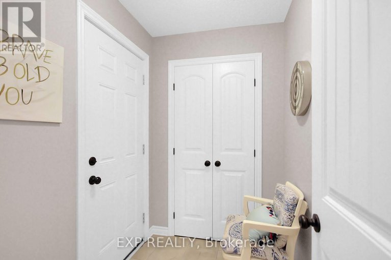 28328469/132-gracewood-crescent/blossom-parkkemp-parkfindlay-creek/ottawa/ontario/K1T0J5_21
