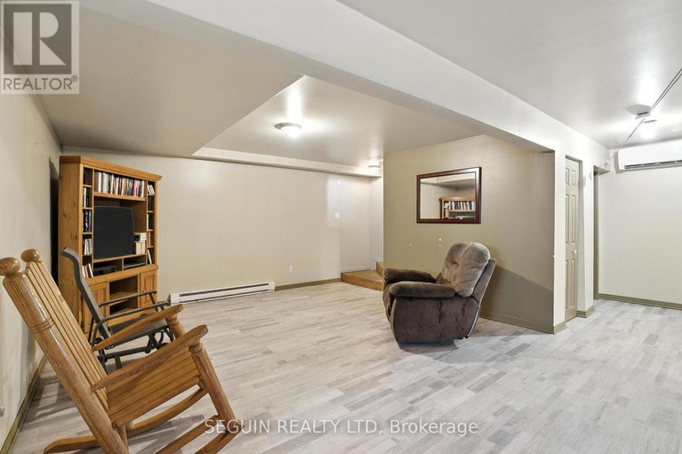 28526584/2785-pattee-road-e/east-hawkesbury-twp/hawkesbury/ontario/K6A0G3_31