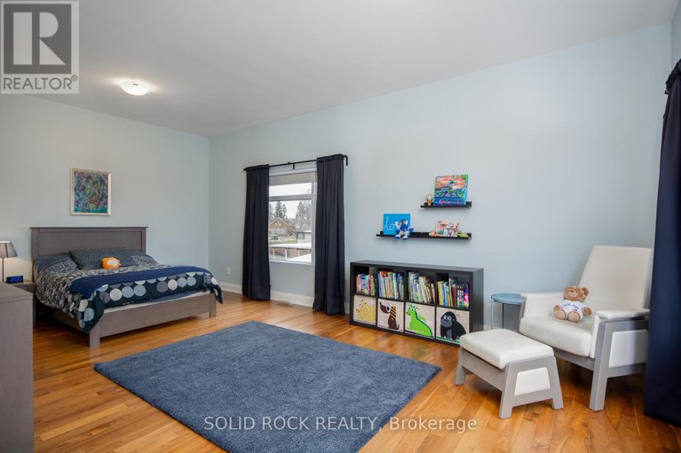 29419635/847-walkley-road/riverside-park/ottawa/ontario/K1V6R6_28