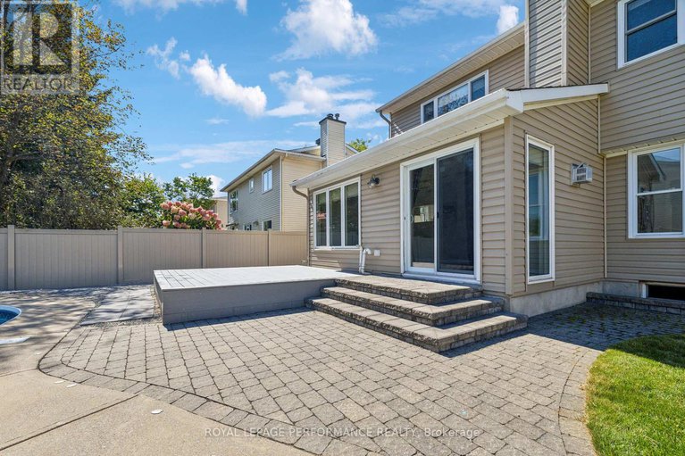 29032423/1873-du-clairvaux-road/chapel-hill/ottawa/ontario/K1C5X9_37