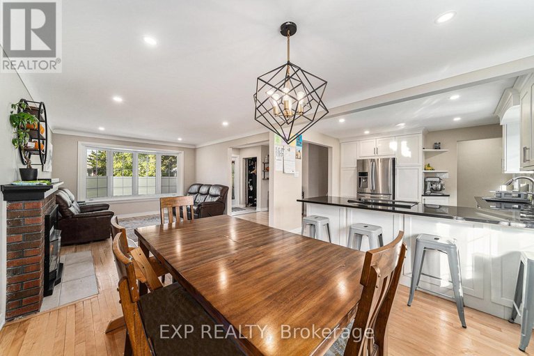 28995464/756-fairdale-avenue/elmvale-acres/ottawa/ontario/K1G1X7_12