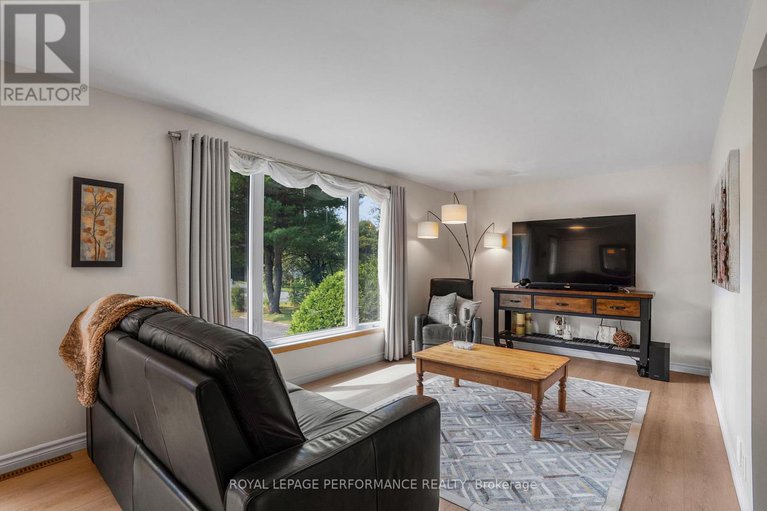 28854771/751-pattee-road/champlain-twp/champlain/ontario/K6A2R2_11