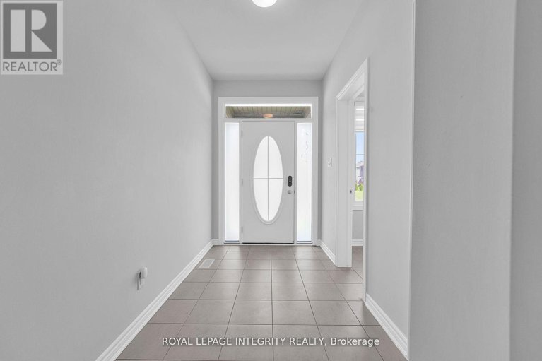 28877576/482-alcor-terrace/half-moon-bay/ottawa/ontario/K2J6S9_3