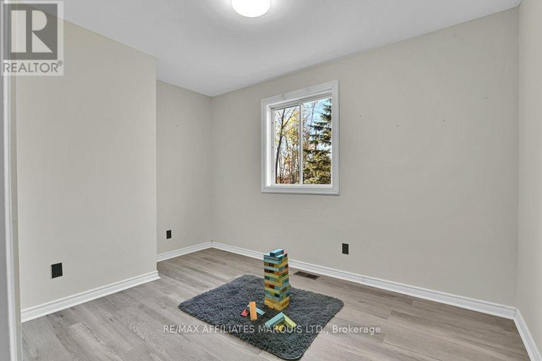 28989293/21450-concession-10-road/south-glengarry-lancaster-twp/south-glengarry/ontario/K0C1A0_20