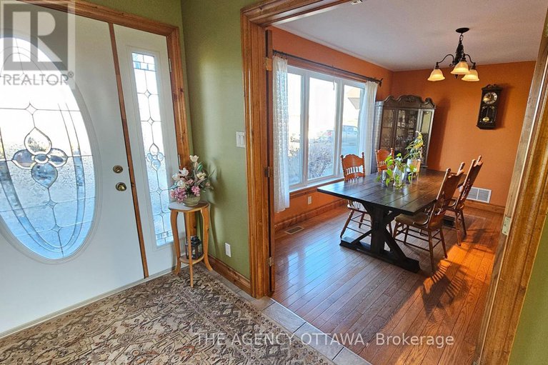 28633041/13243-thompson-road/north-dundas-winchester-twp/north-dundas/ontario/K0C2K0_12