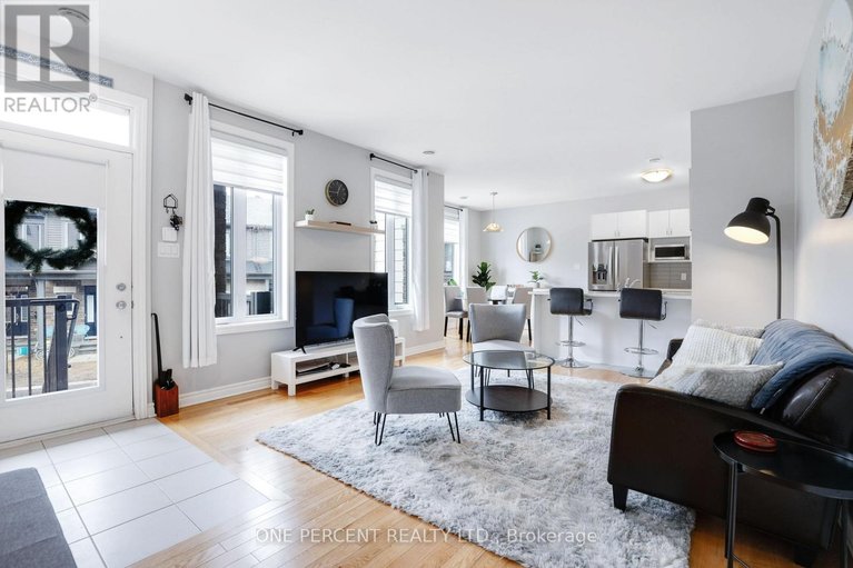 29612746/i-735-dearborn-private/blossom-parkkemp-parkfindlay-creek/ottawa/ontario/K1T0W3_8