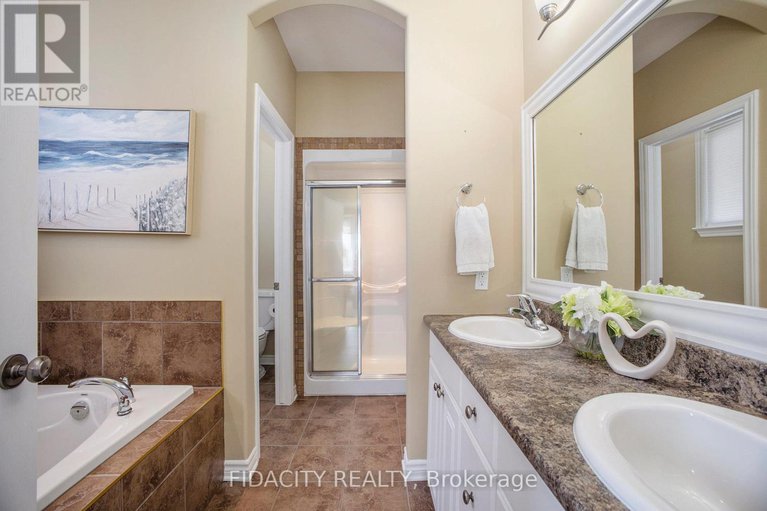 28851560/16-canadian-drive/remainder-of-stittsville-area/ottawa/ontario/K0A1B0_24