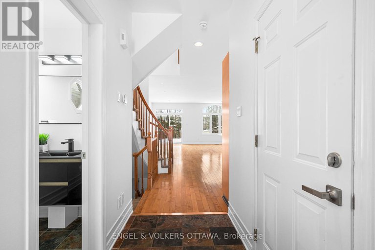 29344132/318-parkin-circle/blossom-parkkemp-parkfindlay-creek/ottawa/ontario/K1T4G6_6