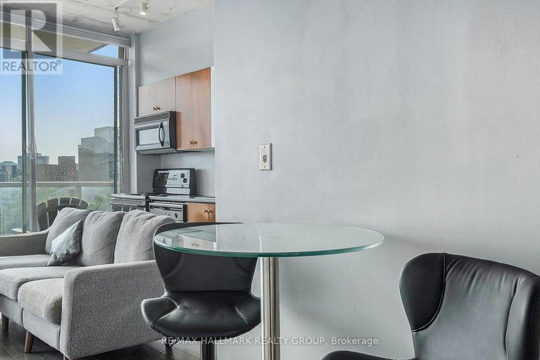 28911072/805-383-cumberland-street/lower-townbyward-market/ottawa/ontario/K1N1J7_6