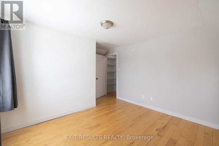 28607259/292-richelieu-avenue/vanier/ottawa/ontario/K1L6K3_24