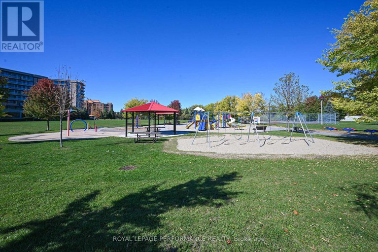 28941534/42-yorkville-street/central-park/ottawa/ontario/K2C4B5_26
