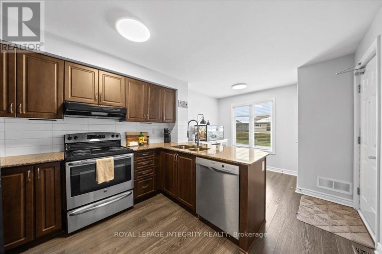 29318065/11-1124-docteur-corbeil-boulevard/town-of-rockland/clarence-rockland/ontario/K4K0G9_7