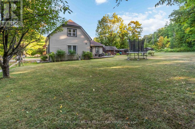 28882320/6-algonkin-trail/mcnabbraeside-twps/mcnabbraeside/ontario/K7S3G7_39
