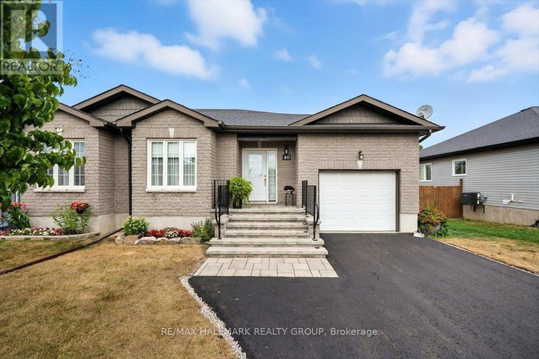 28781614/40-lee-avenue/smiths-falls/smiths-falls/ontario/K7A0A2_1