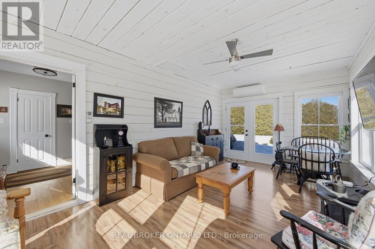 29603322/2090-beach-road/north-grenville-twp-kemptville-south/north-grenville/ontario/K0G1S0_41