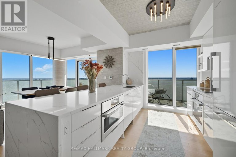 28894845/3407-805-carling-avenue/west-centre-town/ottawa/ontario/K1S2E7_17