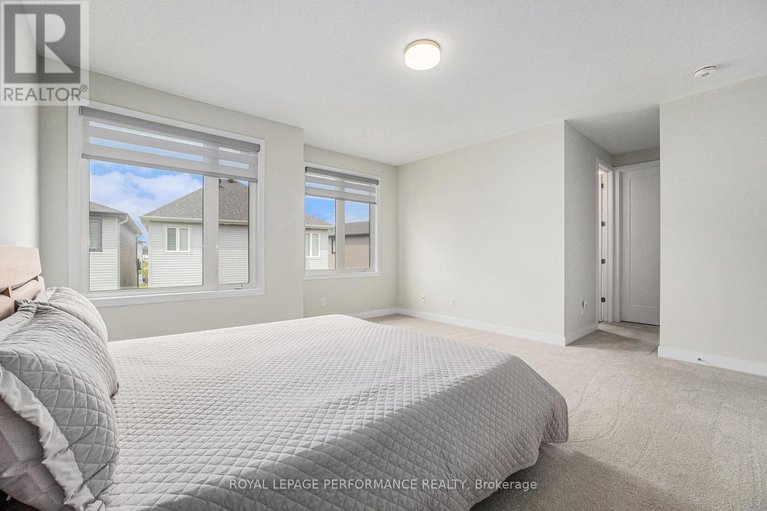28647614/233-beaugency-street/orleans-village/ottawa/ontario/K1W0T2_21