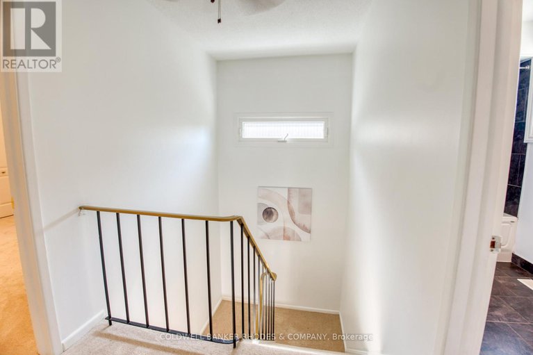 28873785/69-43-jackson-court/beaverbrook/ottawa/ontario/K2K1B6_17