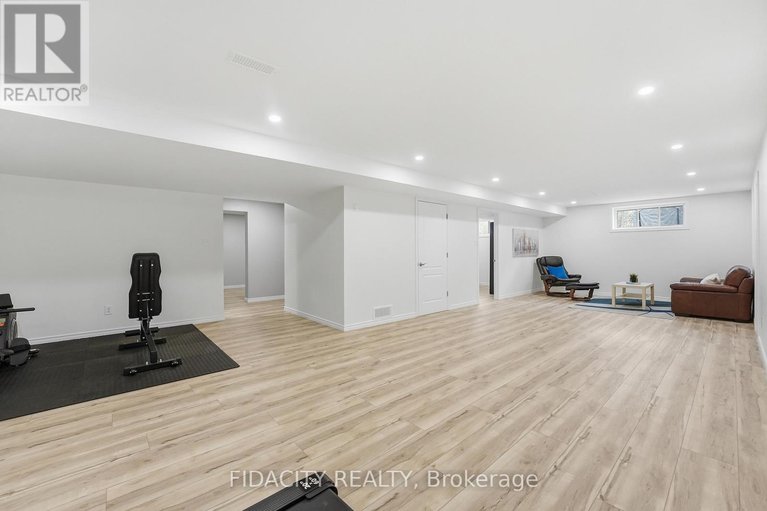 29651250/152-wilbert-cox-drive/huntley-ward-south-east/ottawa/ontario/K0A1L0_35