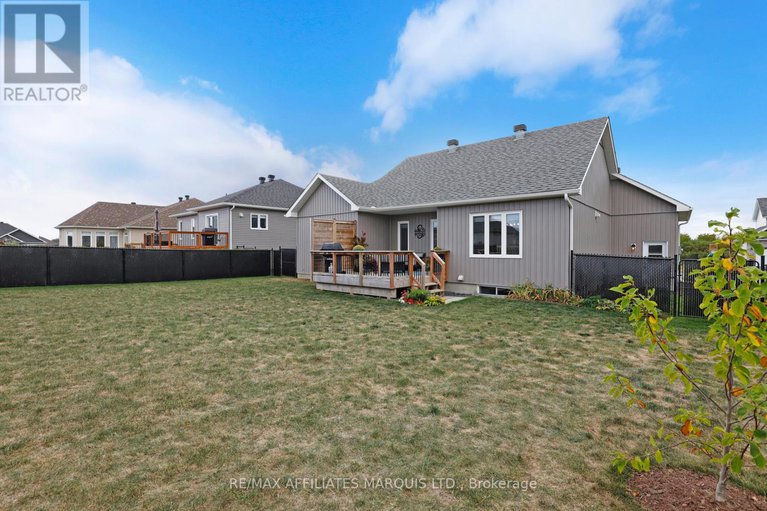 28887595/31-hilda-street/long-sault/south-stormont/ontario/K0C1P0_34