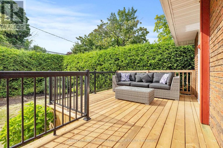 28797764/1246-cobden-road/queensway-terrace-southridgeview/ottawa/ontario/K2C2Z9_27