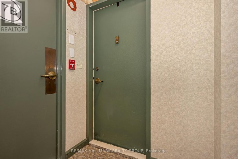 29564022/1706-2625-regina-street/britannia/ottawa/ontario/K2B5W8_8