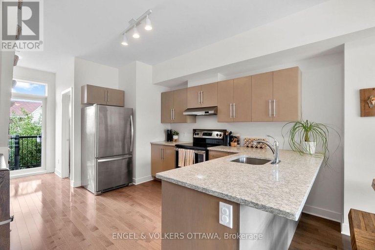 28868064/602-terravita-private/windsor-park-village/ottawa/ontario/K1V2R9_15