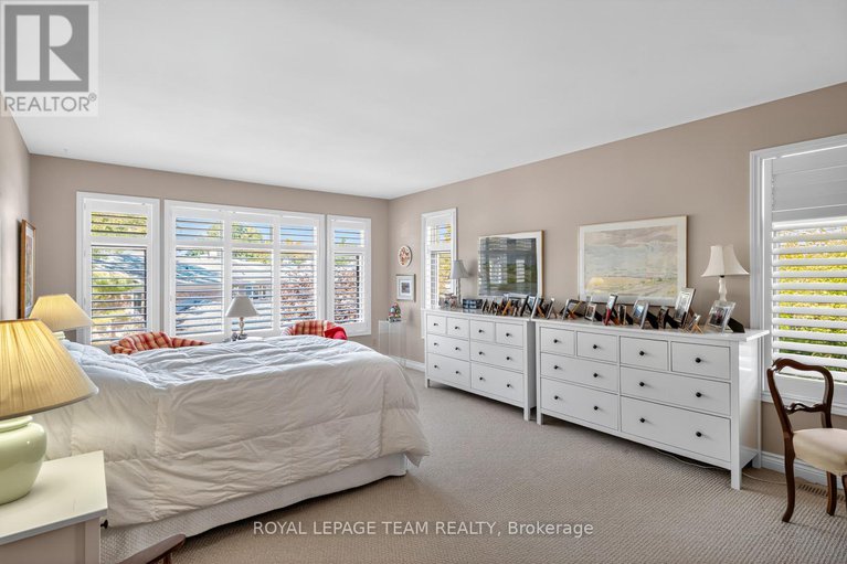 28984788/19-bittern-court/rockcliffe/ottawa/ontario/K1L8K9_26