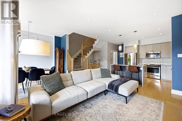 29594834/122-nutting-crescent/riverside-southgloucester-glen/ottawa/ontario/K4M0C3_16