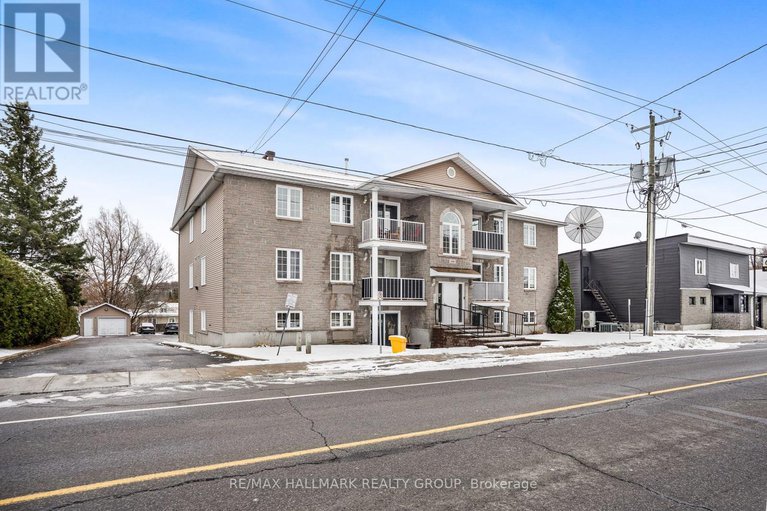 29116575/302-1005-laurier-street/town-of-rockland/clarence-rockland/ontario/K4K1T7_2