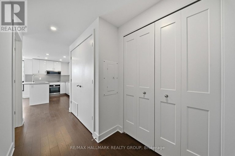 29589395/1408-180-george-street/lower-townbyward-market/ottawa/ontario/K1N0G8_5