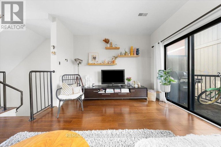 29654536/g-154-spruce-street/west-centre-town/ottawa/ontario/K1R6P2_19