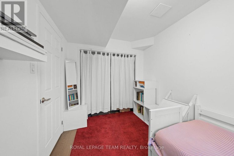 29609711/960-fisher-avenue-w/carlington/ottawa/ontario/K1Z6P4_31