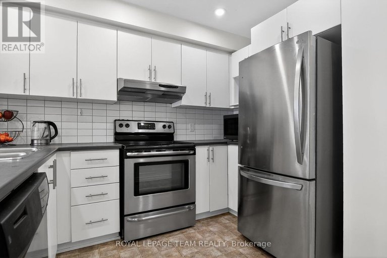 29578394/627b-chapman-mills-drive/strandherd/ottawa/ontario/K2J5T1_8