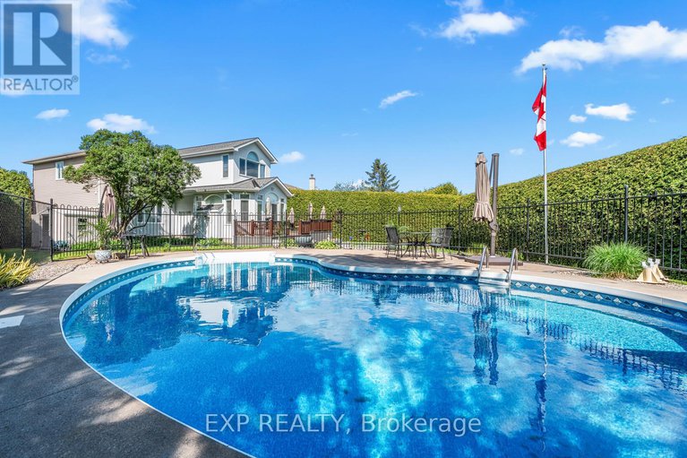 28330540/1822-thornecrest-street/chapel-hill/ottawa/ontario/K1C6K9_41