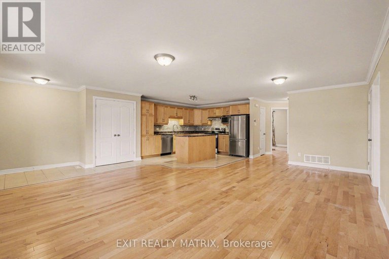 29383729/103-856-notre-dame-street/embrun/russell/ontario/K0A1W0_4