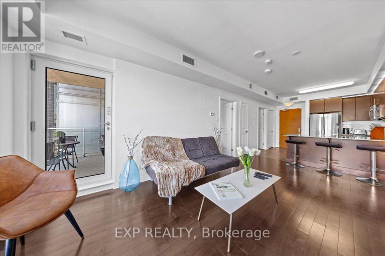 28749894/2505-242-rideau-street/sandy-hill/ottawa/ontario/K1N0B7_11