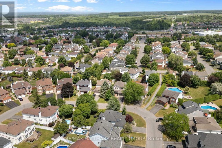 29014547/804-adencliffe-drive/fallingbrookridgemount/ottawa/ontario/K4A3E4_34