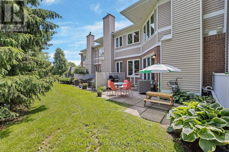 28522928/87-dalecroft-crescent/centrepointe/ottawa/ontario/K2G5V8_28