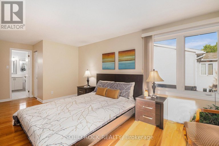 28813811/1674-sansonnet-street-s/chapel-hill/ottawa/ontario/K1C5Y6_27