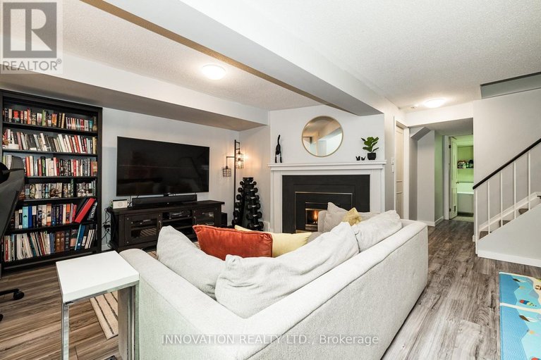 29648620/128-pickwick-drive/cedargrovefraserdale/ottawa/ontario/K2J3C7_25