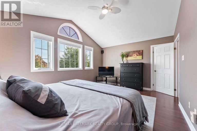 28962536/91-borealis-crescent/carson-meadows/ottawa/ontario/K1K4T6_17