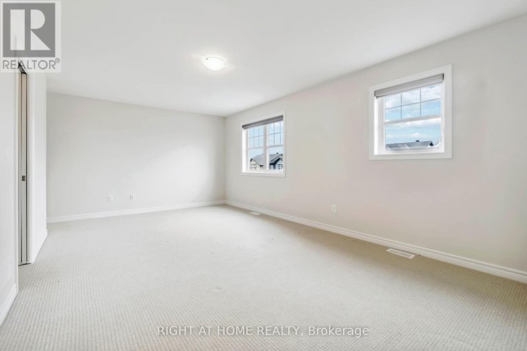 28528652/501-paakanaak-avenue/blossom-parkkemp-parkfindlay-creek/ottawa/ontario/K1X0G9_15