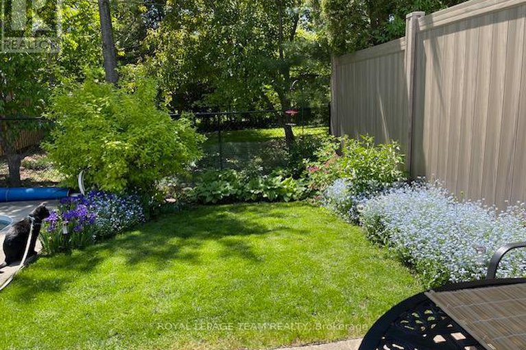 29296774/118-seabrooke-drive/glencairnhazeldean/ottawa/ontario/K2L2R4_39