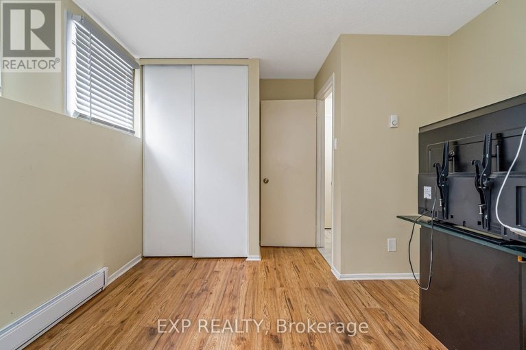 29540461/12-2610-draper-avenue/redwood-park/ottawa/ontario/K2H8X8_18