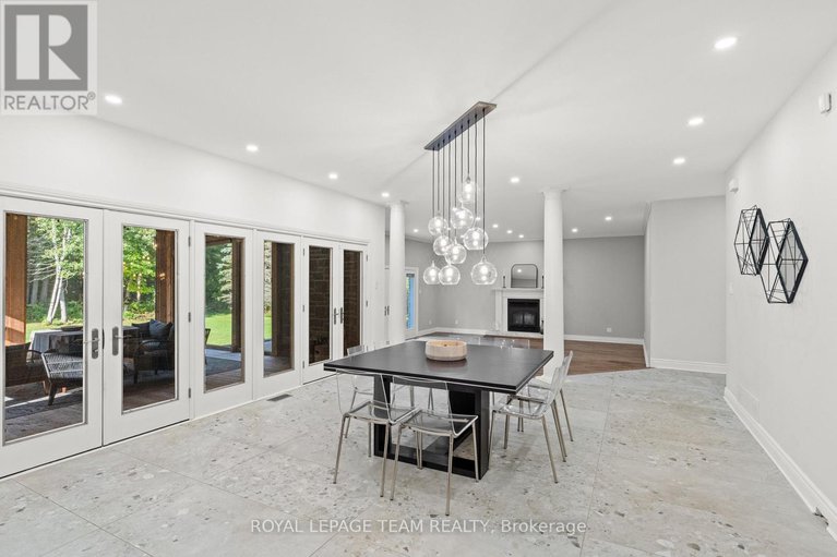 28929750/51-marchvale-drive/rural-kanata-central/ottawa/ontario/K2W1C1_18